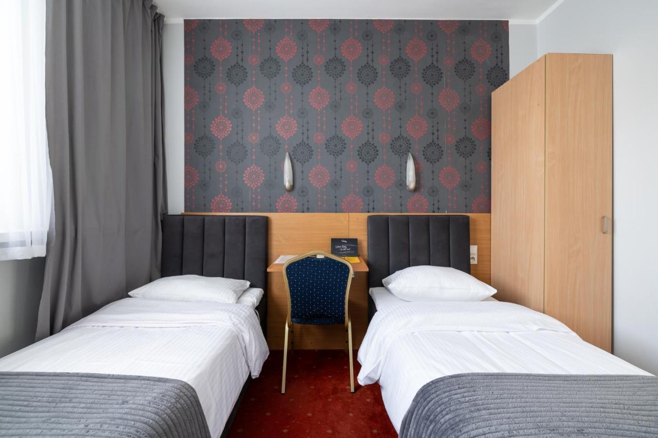ורוצלב Hotel Orbita מראה חיצוני תמונה