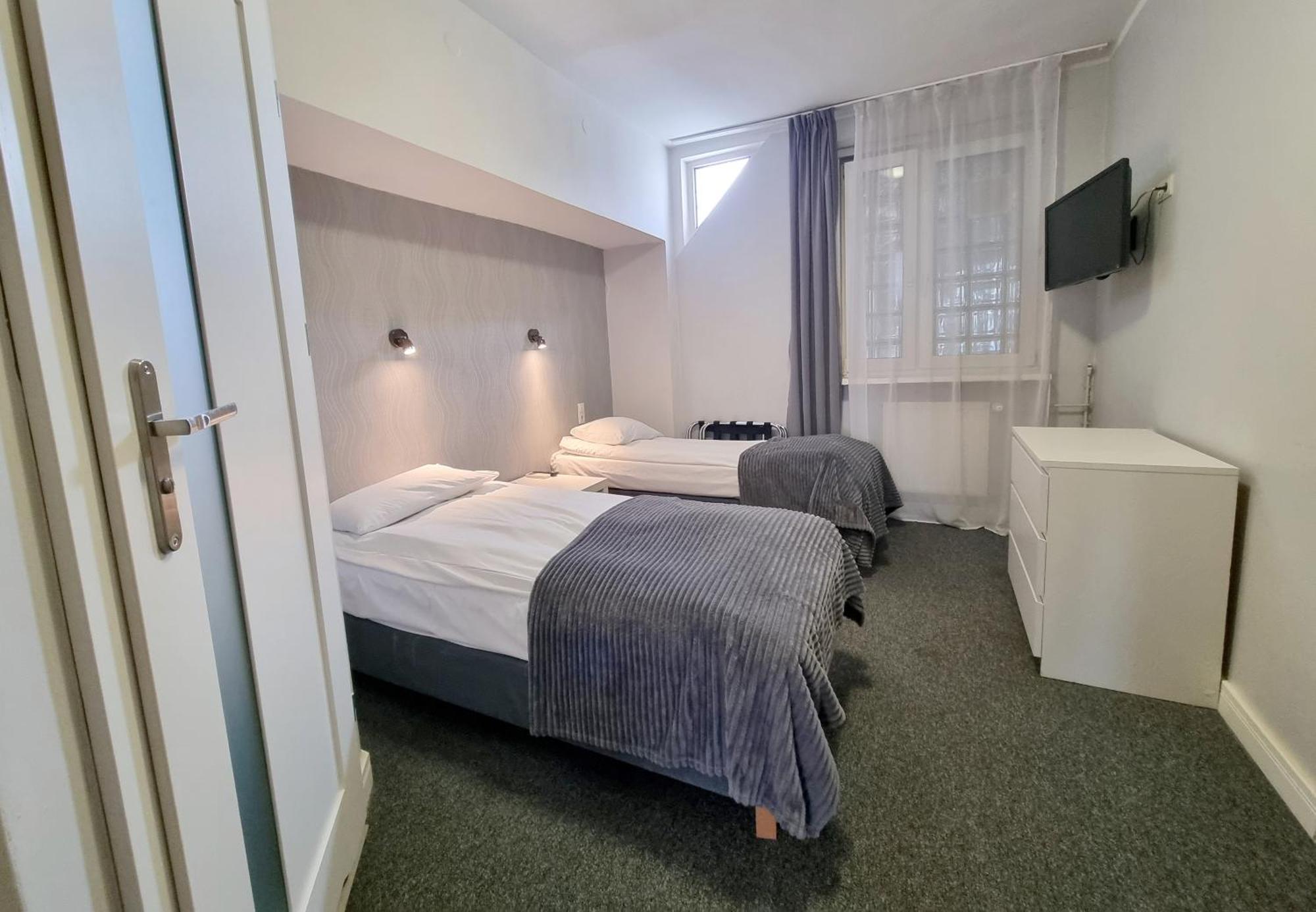 ורוצלב Hotel Orbita מראה חיצוני תמונה