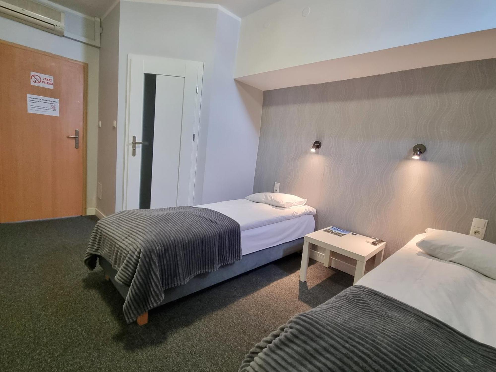ורוצלב Hotel Orbita מראה חיצוני תמונה