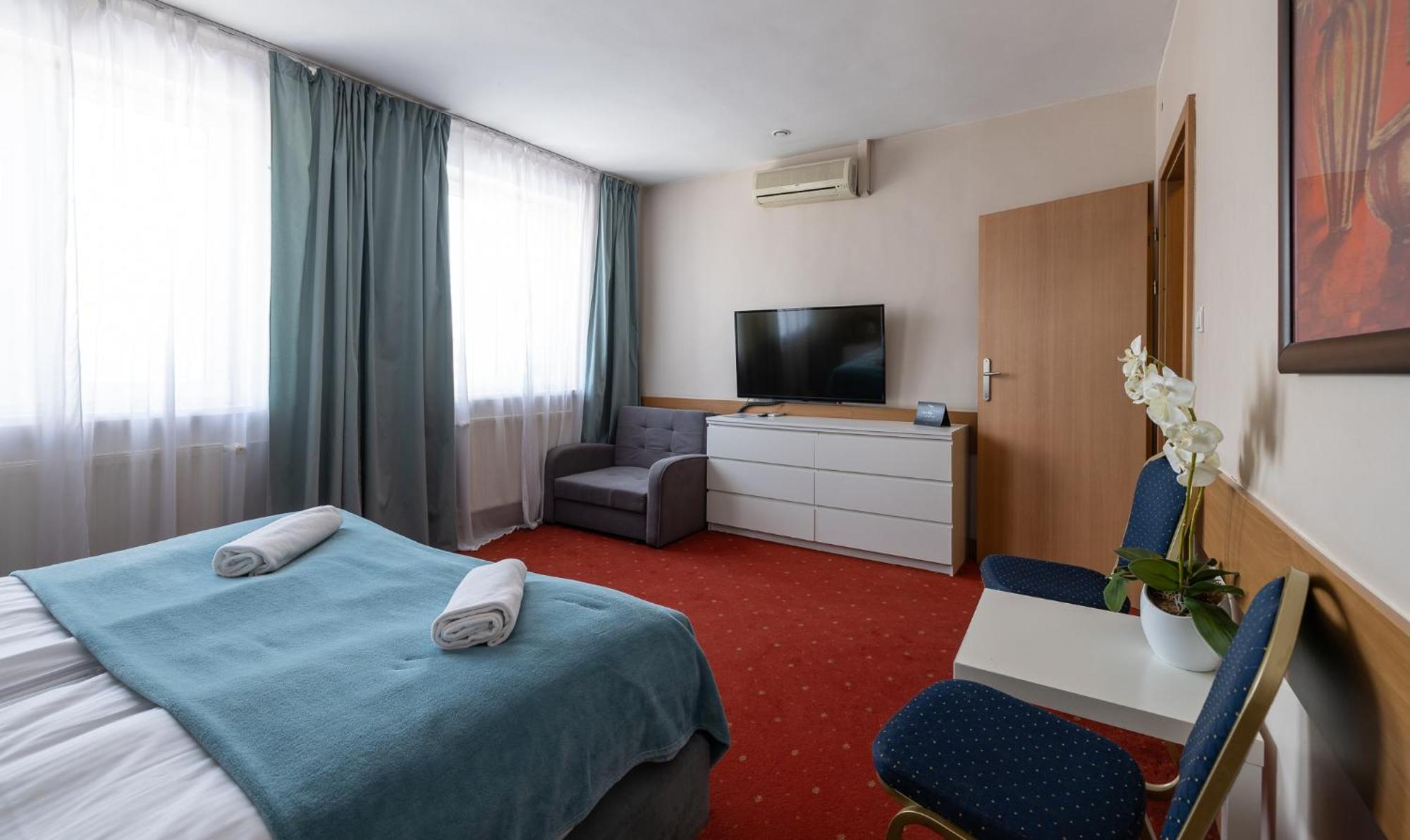 ורוצלב Hotel Orbita מראה חיצוני תמונה