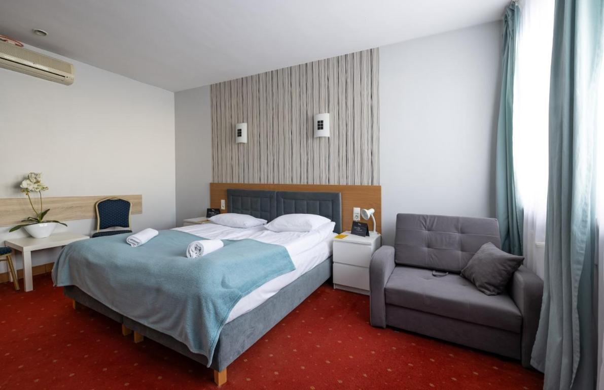 ורוצלב Hotel Orbita מראה חיצוני תמונה