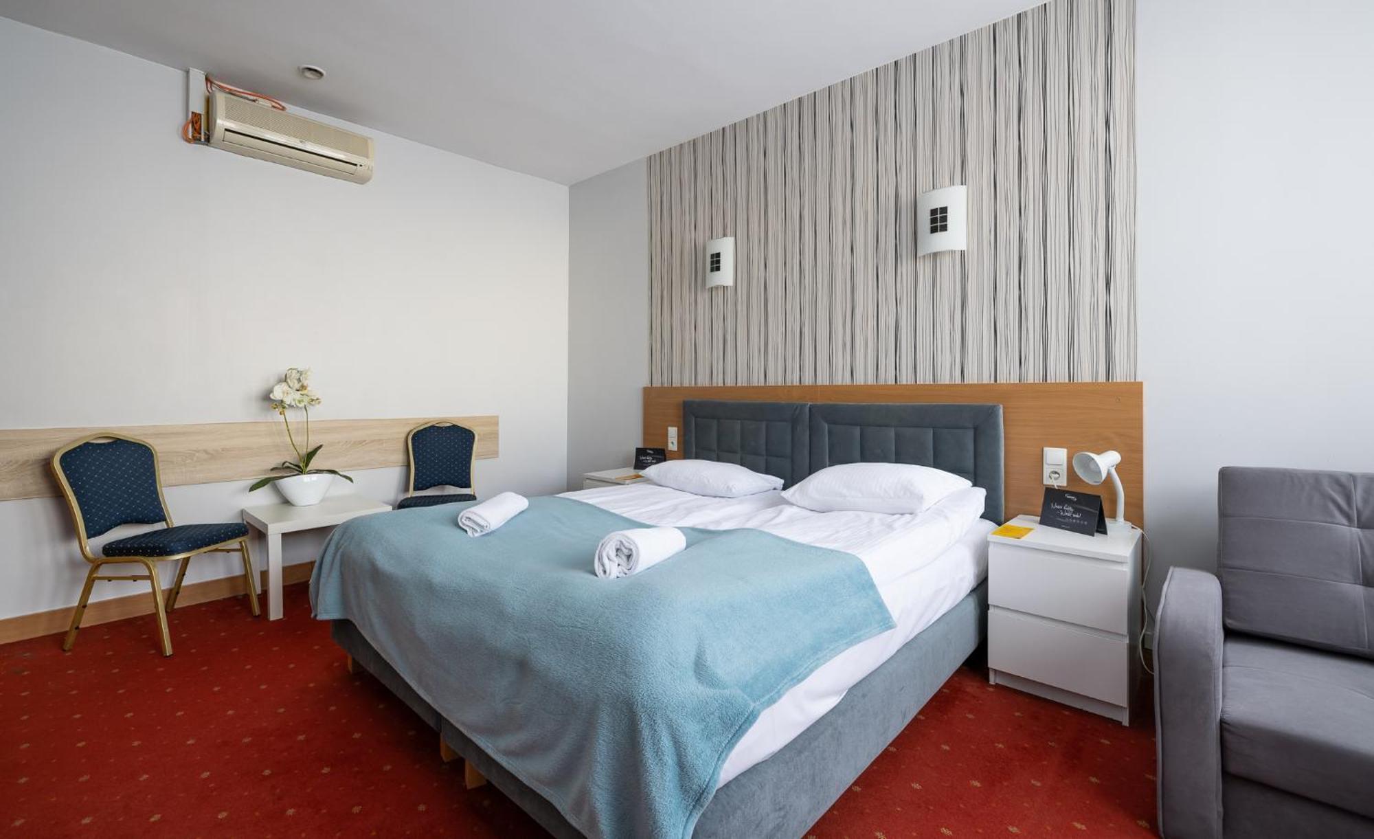 ורוצלב Hotel Orbita מראה חיצוני תמונה