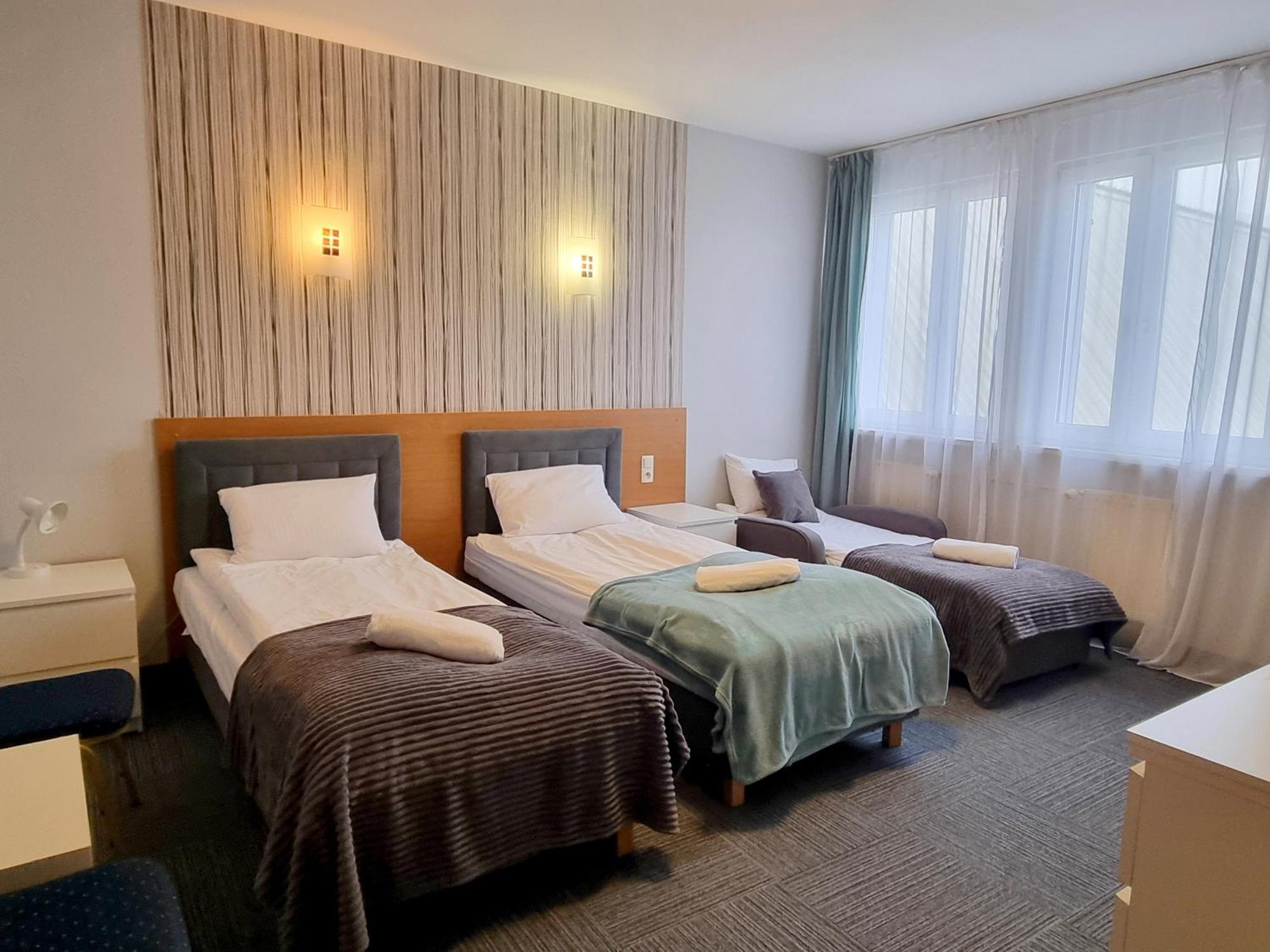 ורוצלב Hotel Orbita מראה חיצוני תמונה