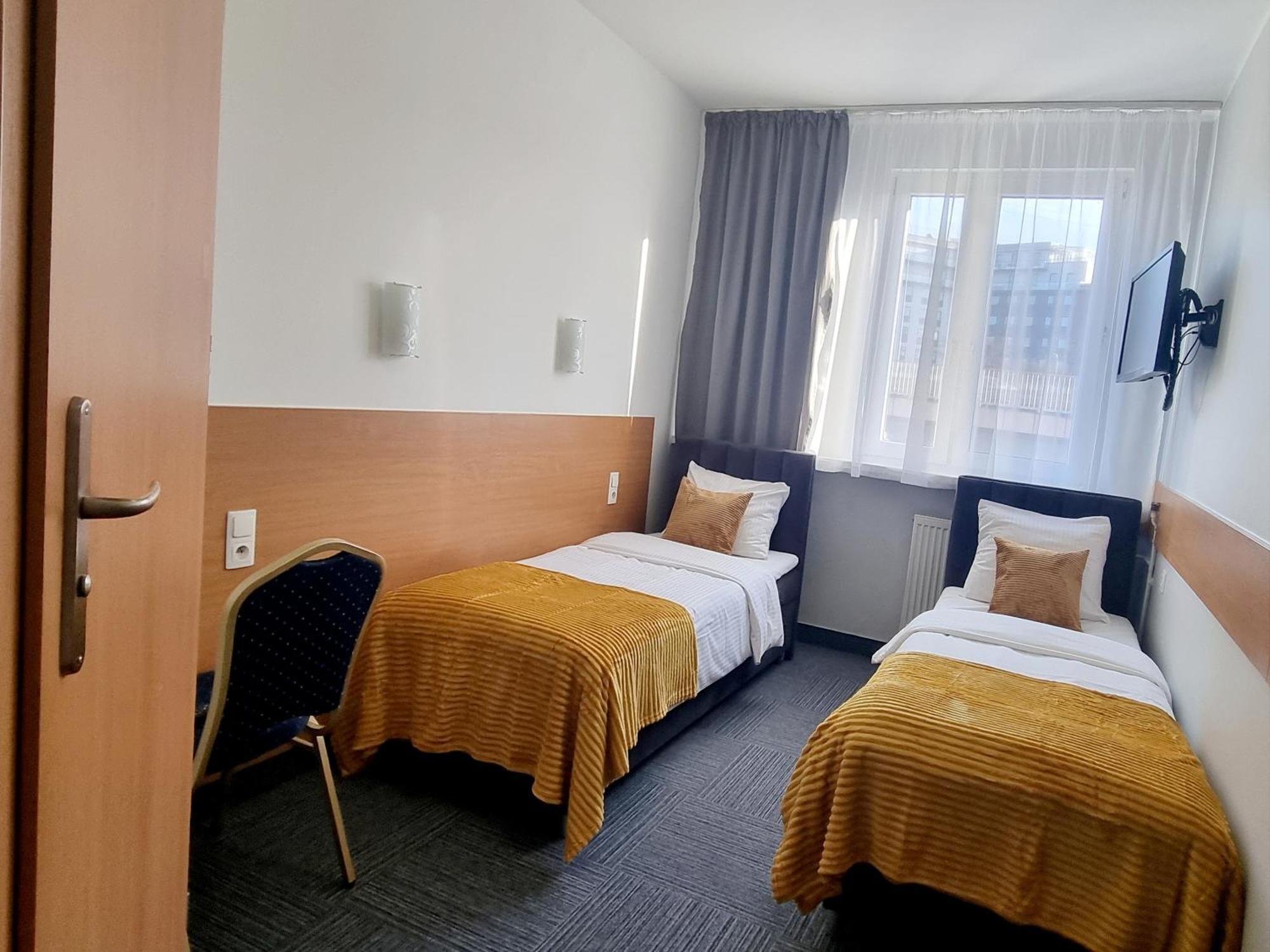ורוצלב Hotel Orbita מראה חיצוני תמונה